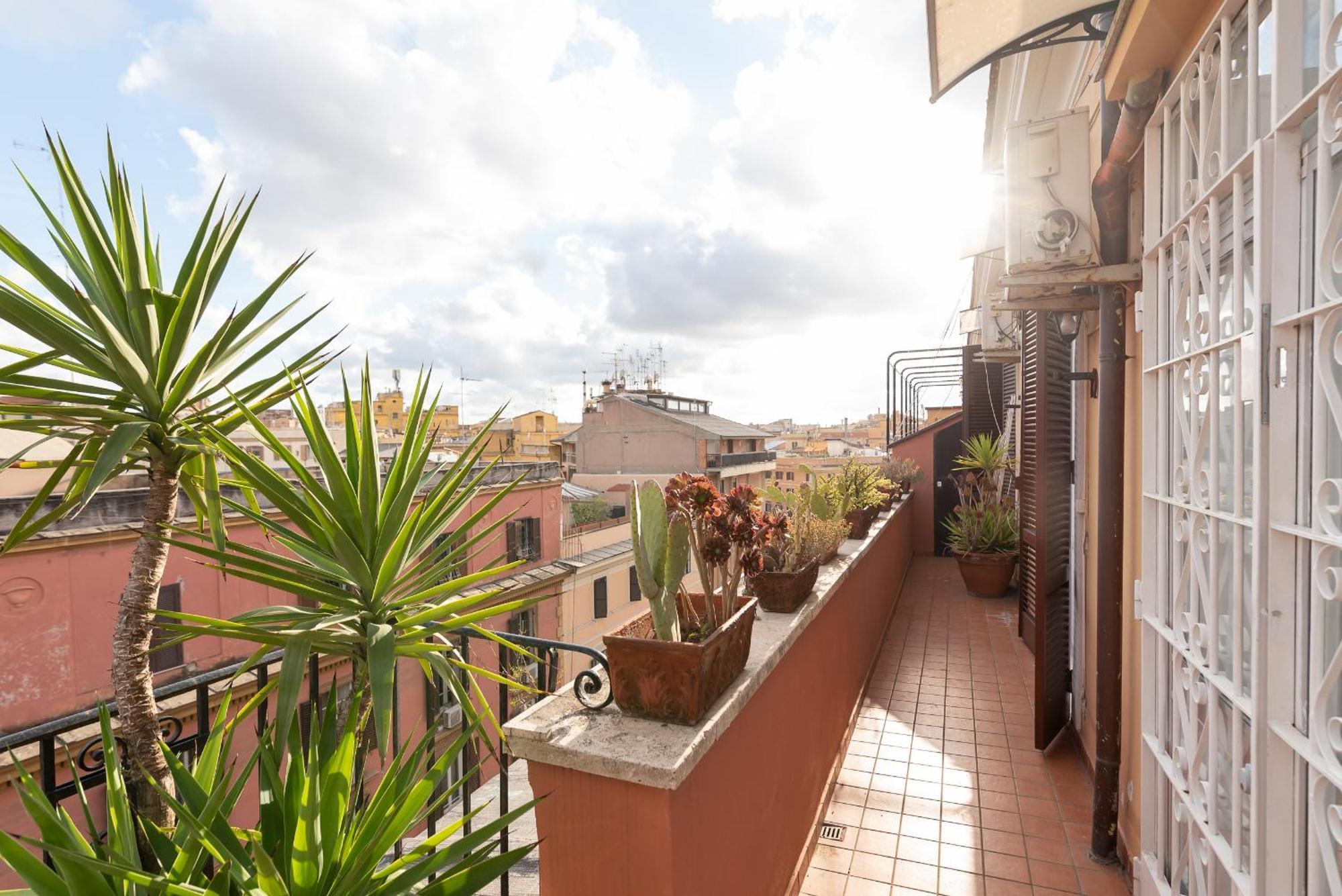 25 Penthouse Porta Pia * Rom